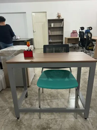 ESCRITORIO PARA NIÑOS